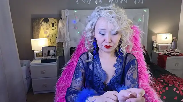 Snapshot of RoxalanaStar chatting on 17, 2, 2026 RoxalanaStar online show from 17, 2, 2026