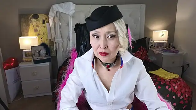 RoxalanaStar online show from 23, 4, 2026