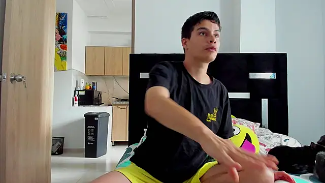 Dimitrixxx   online show from 8, 9, 2025