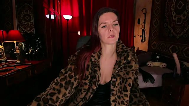 MargoTigress online show from 22, 2, 2025