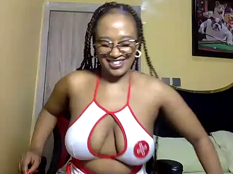 Snapshot of BOOTYBANGER24xx chatting on 8, 7, 2026 BOOTYBANGER24xx online show from 8, 7, 2026
