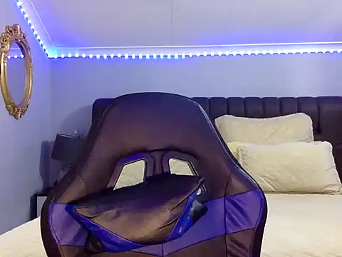 BOOTYBANGER24xx online show from 9, 10, 2025