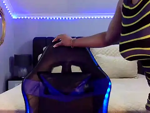 BOOTYBANGER24xx online show from 3, 10, 2025