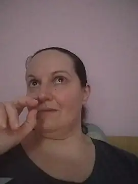 BustyLadyAlma online show from 27, 6, 2026