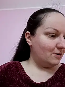 BustyLadyAlma online show from 18, 4, 2026