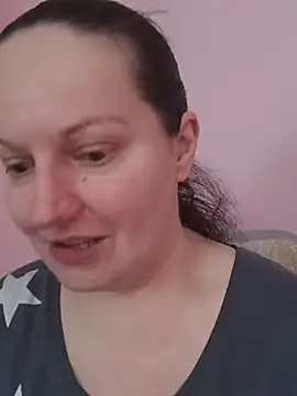 BustyLadyAlma online show from 20, 6, 2026