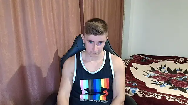 Todhorny9873 online show from 16, 1, 2025