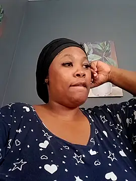 SWEETDOLLY29XX online show from 11, 9, 2025