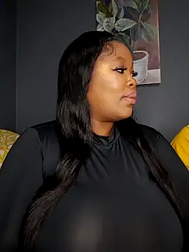 SWEETDOLLY29XX online show from 14, 9, 2025