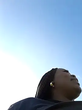 SWEETDOLLY29XX online show from 22, 3, 2025