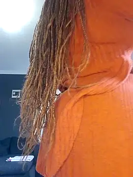 SWEETDOLLY29XX online show from 24, 3, 2026