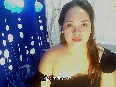 BURBERRY69 online show from 15, 9, 2025