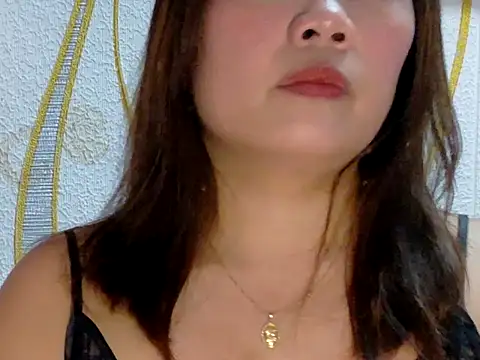 BURBERRY69 online show from 10, 1, 2026