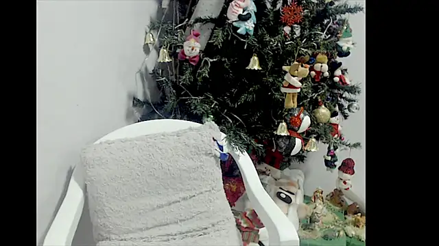 lizztaylor535 online show from 13, 12, 2024