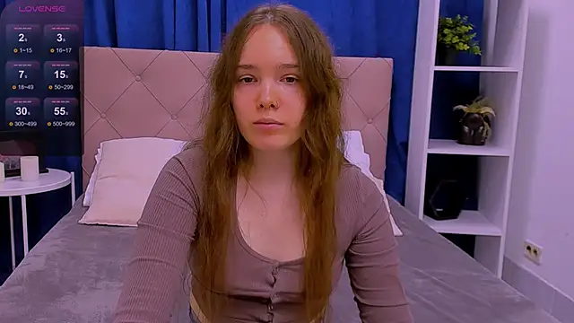 Janie JJ Curvie online show from 21, 3, 2026