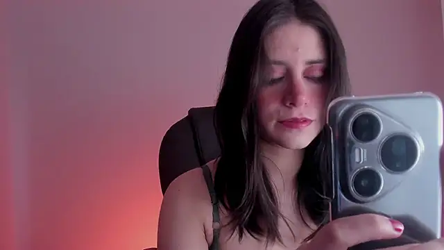 HazelKush online show from 6, 11, 2025