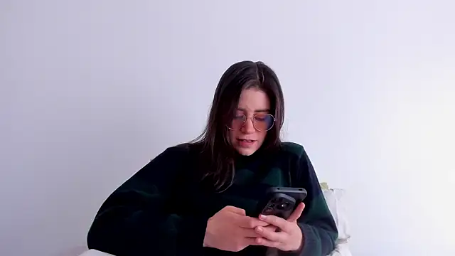 HazelKush online show from 20, 12, 2025