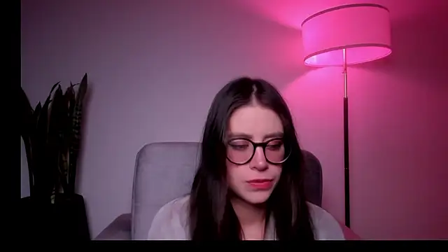 HazelKush online show from 16, 6, 2026