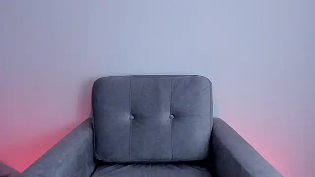 HazelKush online show from 15, 12, 2025