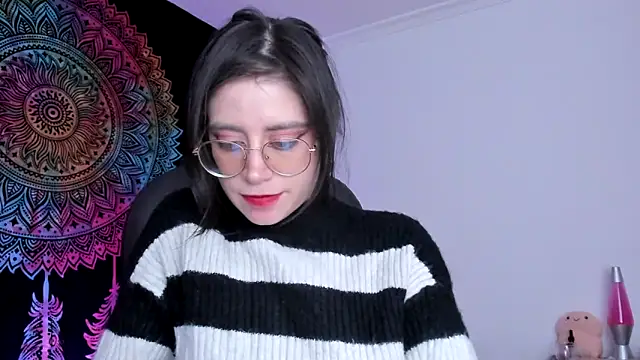 HazelKush online show from 21, 3, 2025