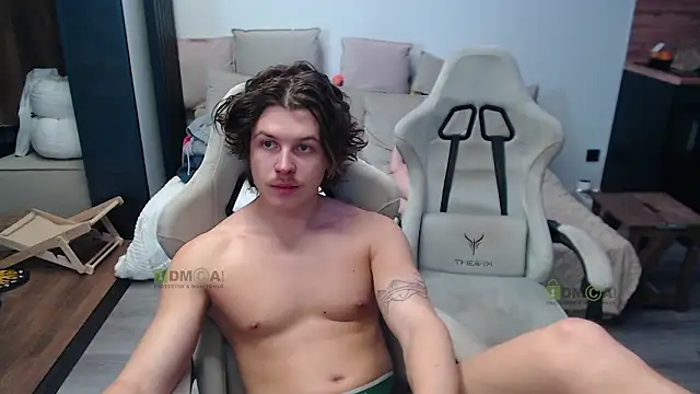 Sunny-Girl1 online show from 18, 3, 2026