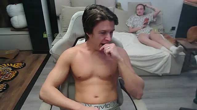 Sunny-Girl1 online show from 21, 12, 2025