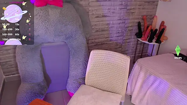 TinnaCobb online show from 7, 5, 2026