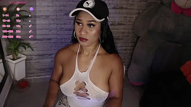 TinnaCobb online show from 2, 10, 2025