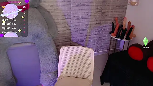 TinnaCobb online show from 19, 5, 2026