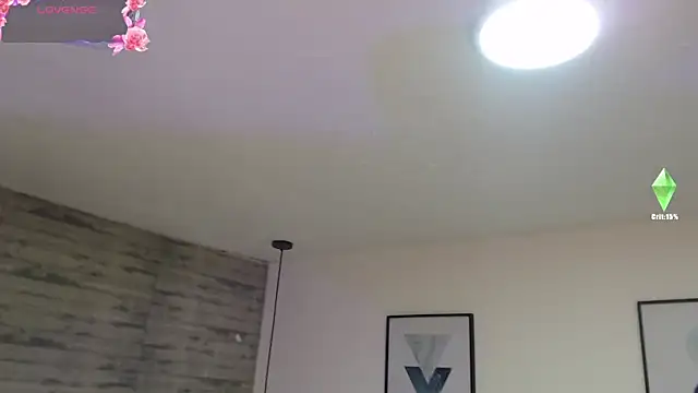 TinnaCobb online show from 28, 2, 2026