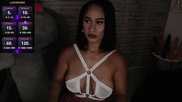 TinnaCobb online show from 22, 10, 2025