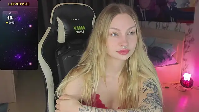 BiMolly online show from 20, 3, 2025