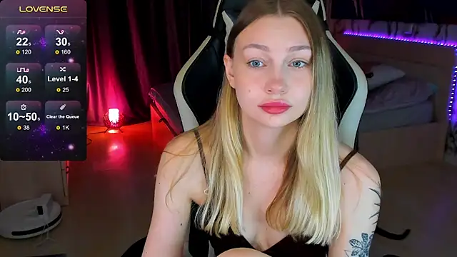 BiMolly online show from 9, 9, 2025