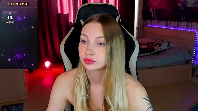 BiMolly online show from 12, 9, 2025