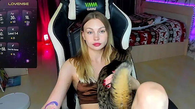 BiMolly online show from 3, 10, 2025