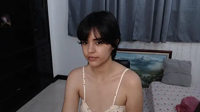 mia collins x online show from 12, 5, 2026