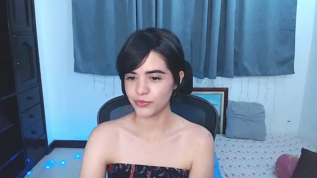 mia collins x online show from 28, 5, 2026