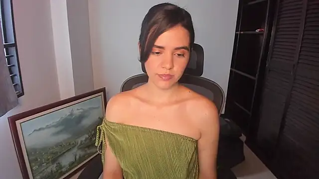 mia collins x online show from 6, 10, 2025