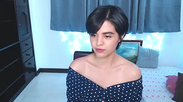 mia collins x online show from 17, 4, 2026