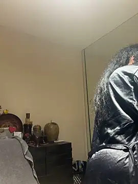 PichyPrettyPussy online show from 19, 5, 2026