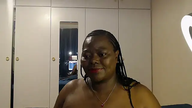 MatureBoobsDiva online show from 12, 10, 2025