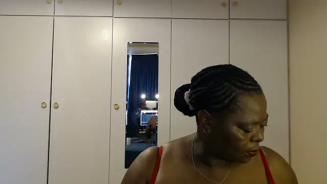 MatureBoobsDiva online show from 15, 10, 2025