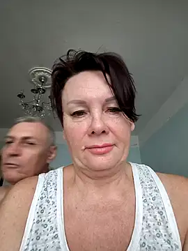  lady red  online show from 1, 12, 2025