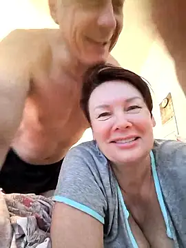  lady red  online show from 31, 10, 2025