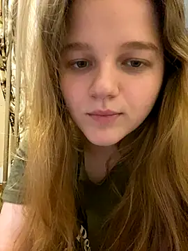 Snapshot of -MimmiLissa- chatting on 3, 10, 2025 -MimmiLissa- online show from 3, 10, 2025