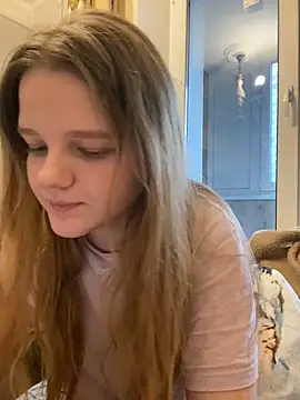 Snapshot of -MimmiLissa- chatting on 4, 12, 2025 -MimmiLissa- online show from 4, 12, 2025