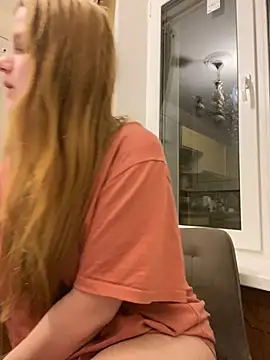 Snapshot of -MimmiLissa- chatting on 2, 3, 2025 -MimmiLissa- online show from 2, 3, 2025