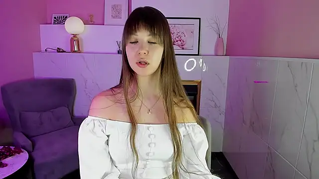 Snapshot of ElizaMild chatting on 18, 2, 2025 ElizaMild online show from 18, 2, 2025