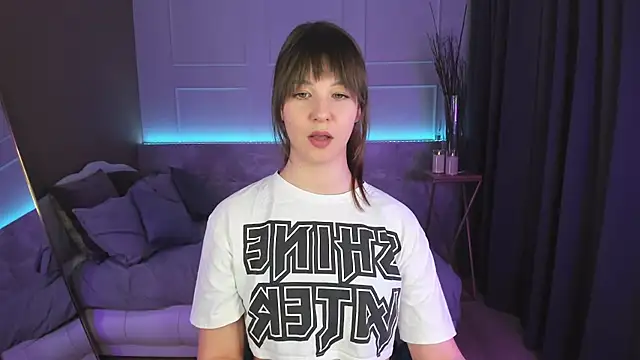 Snapshot of ElizaMild chatting on 23, 2, 2025 ElizaMild online show from 23, 2, 2025