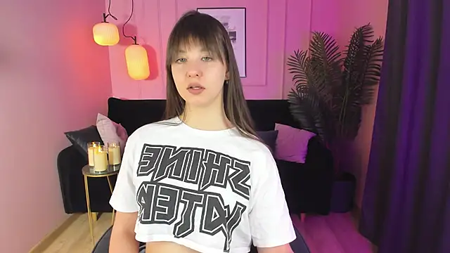 Snapshot of ElizaMild chatting on 13, 3, 2025 ElizaMild online show from 13, 3, 2025